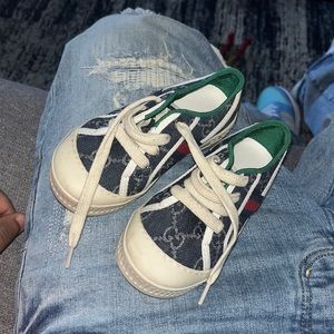 ONLY WEAR TWICE SIZE 10c paid 600